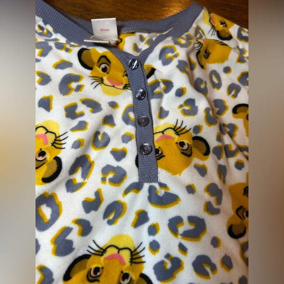 Disney Lion King Simba Pajama Set, Women’s Small- Yellow, White, Gray- Soft - Picture 2 of 9